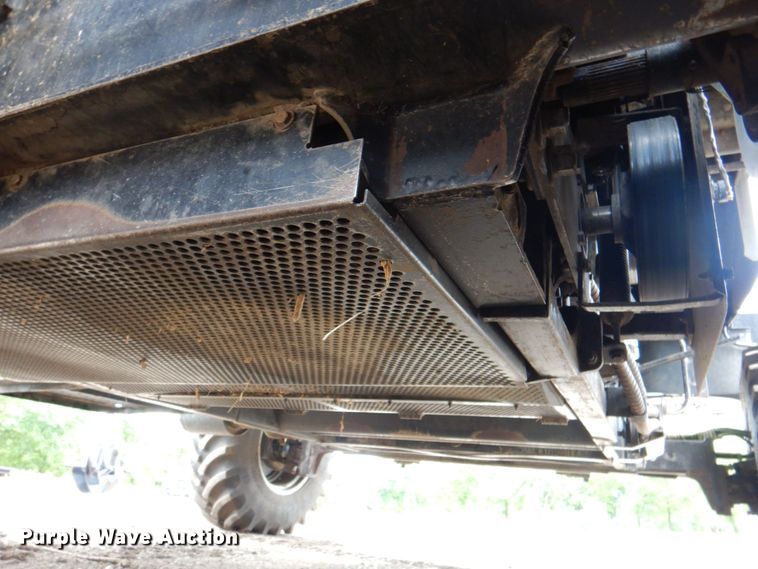 image for item DP4319 Gleaner R-72  RWA combine