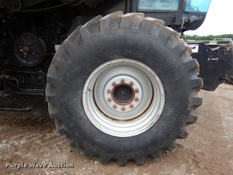 image for item DP4319 Gleaner R-72  RWA combine