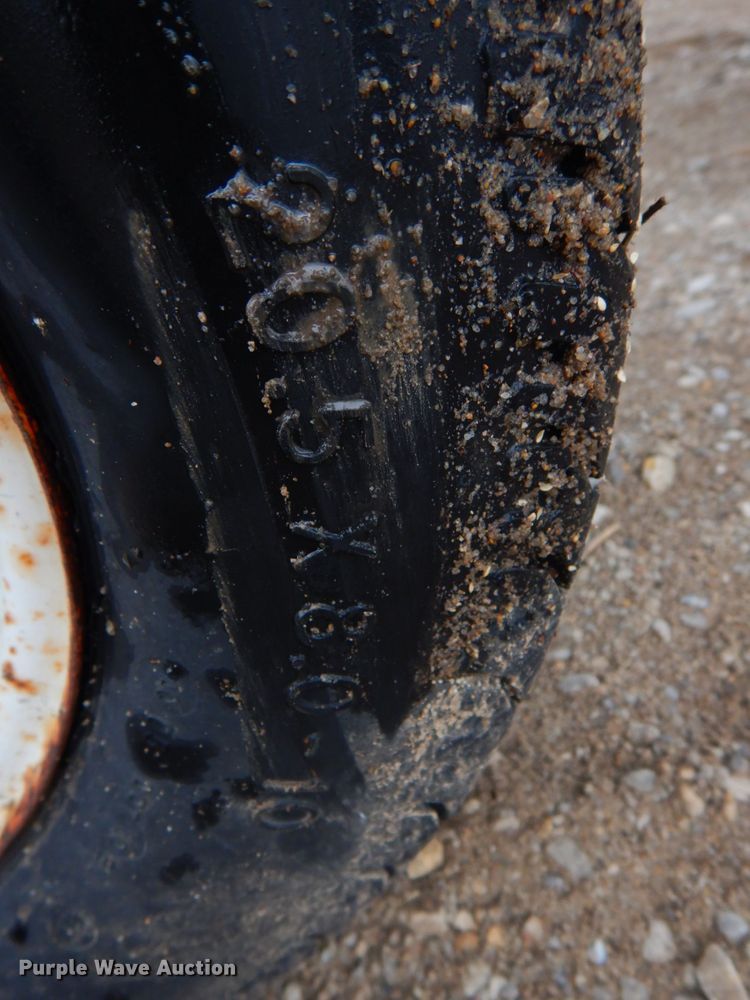 image for item DP4324 Gleaner  rigid head