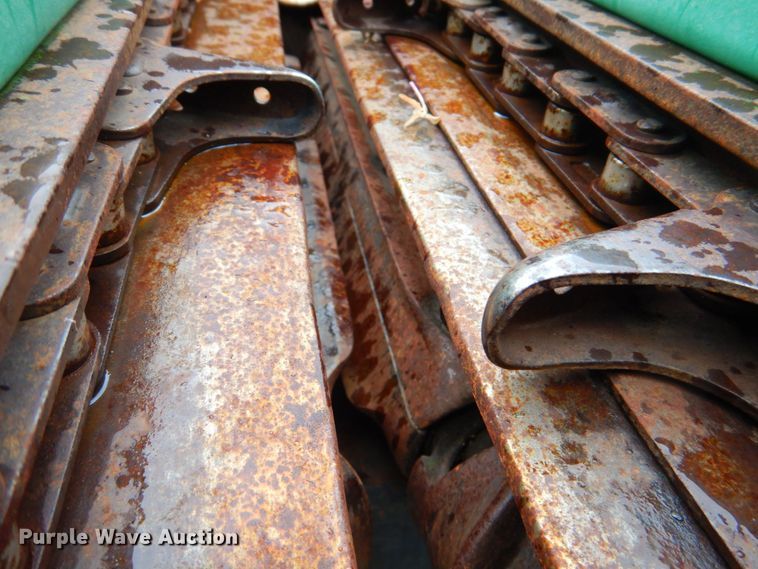 image for item DP4326 John Deere 893  corn head