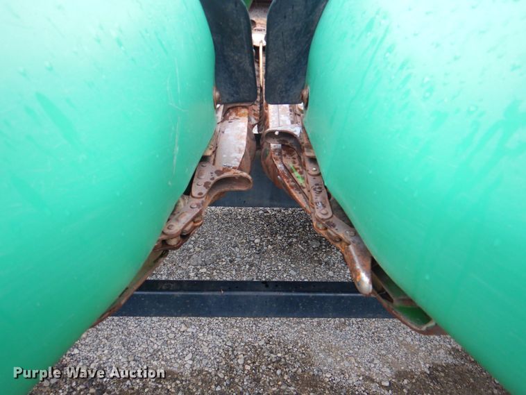 image for item DP4326 John Deere 893  corn head