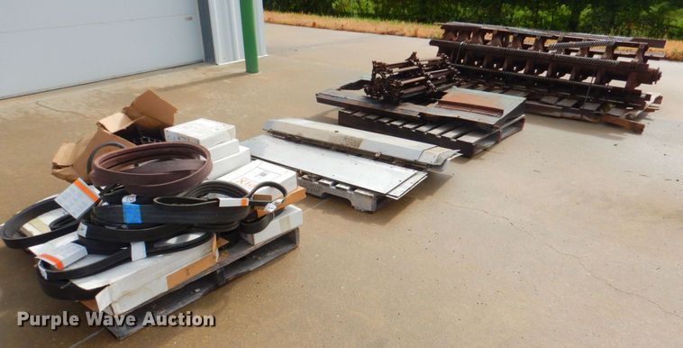 image for item DP4336 Gleaner  parts