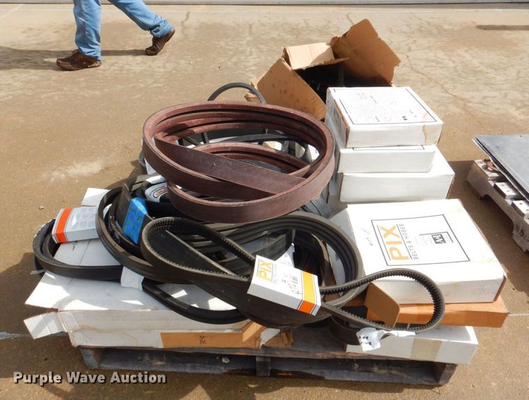 image for item DP4336 Gleaner  parts