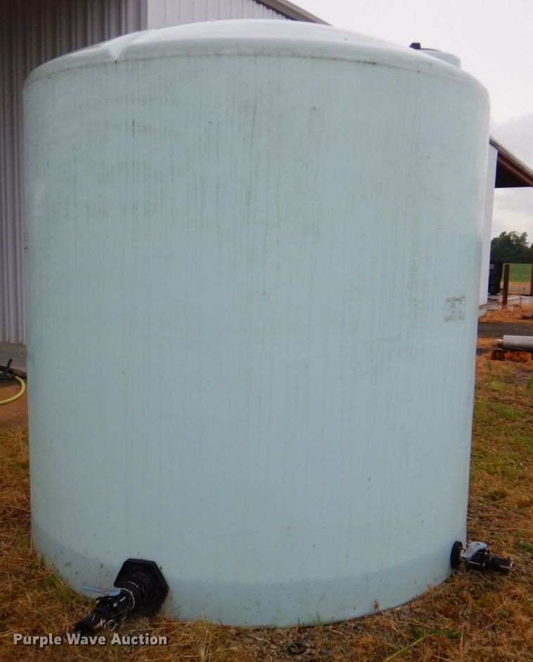 image for item DP4338 Poly tank