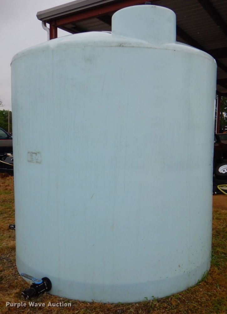 image for item DP4338 Poly tank
