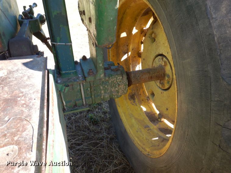 image for item DP5590 1967 John Deere 4020  tractor