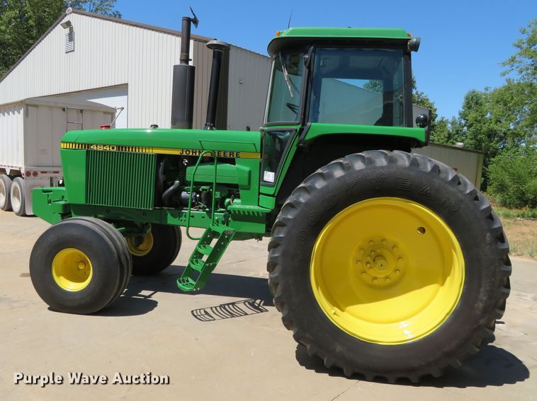 image for item DR0083 1981 John Deere 4840  tractor
