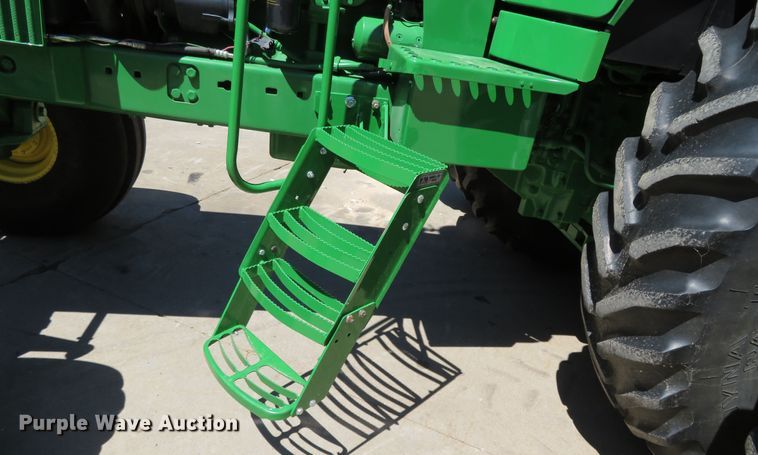 image for item DR0083 1981 John Deere 4840  tractor