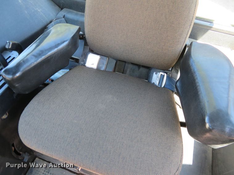 image for item DR0083 1981 John Deere 4840  tractor