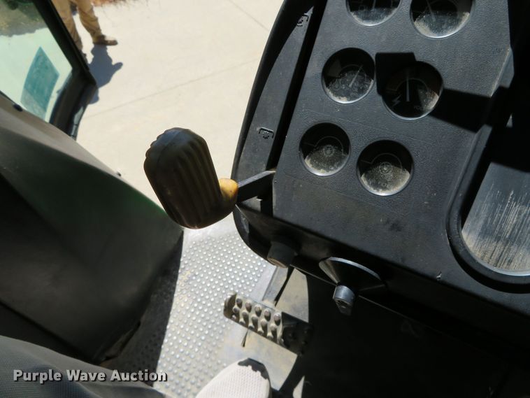 image for item DR0083 1981 John Deere 4840  tractor