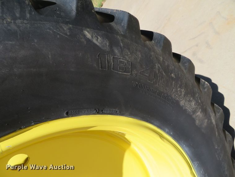 image for item DR0083 1981 John Deere 4840  tractor