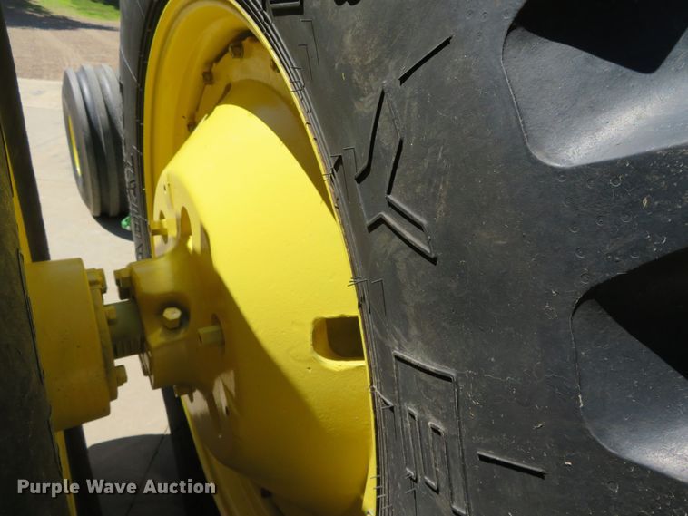 image for item DR0083 1981 John Deere 4840  tractor