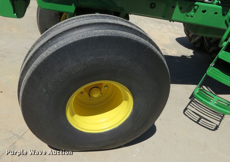 image for item DR0083 1981 John Deere 4840  tractor