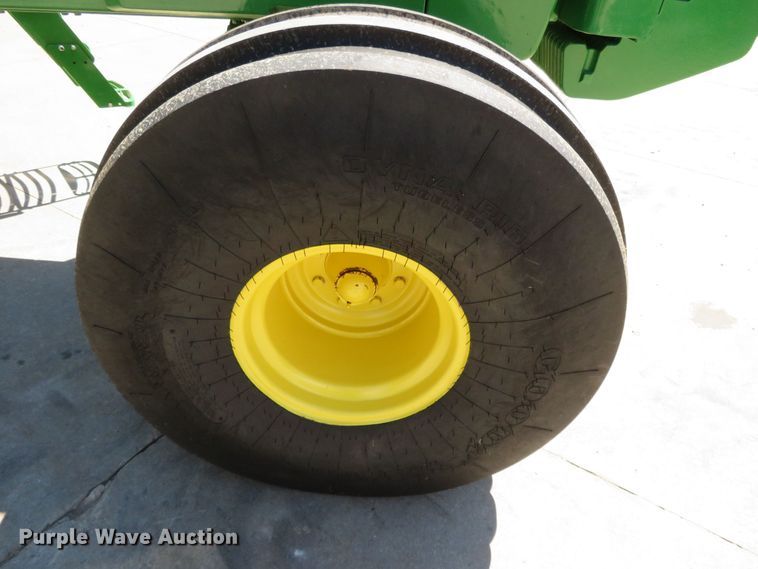 image for item DR0083 1981 John Deere 4840  tractor