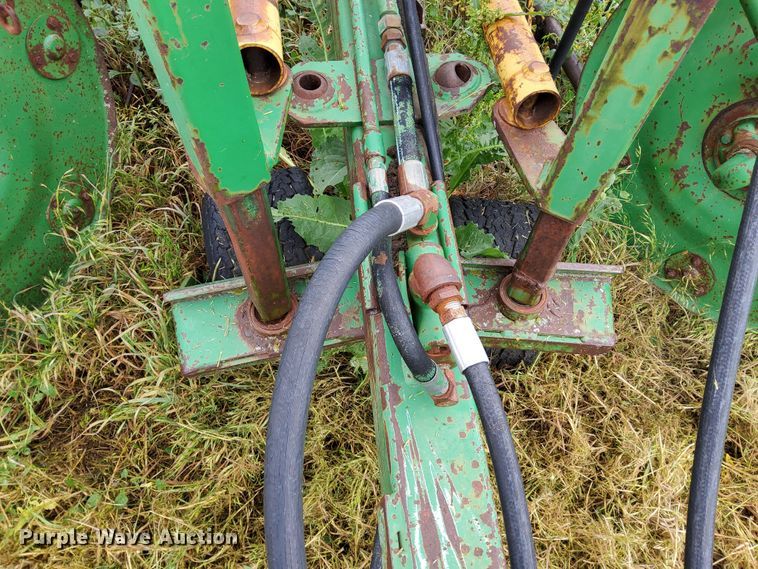 image for item DR0914 John Deere 700  hay rake