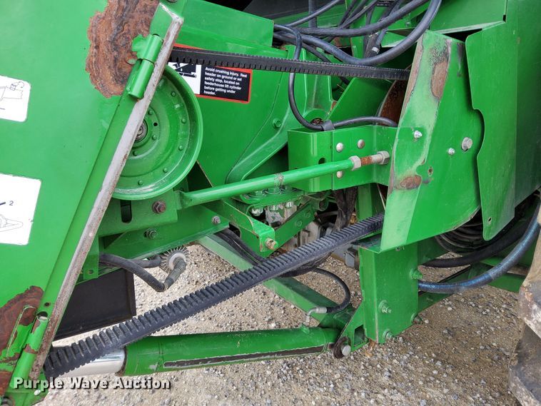image for item DR0915 2005 John Deere 9760 STS  combine