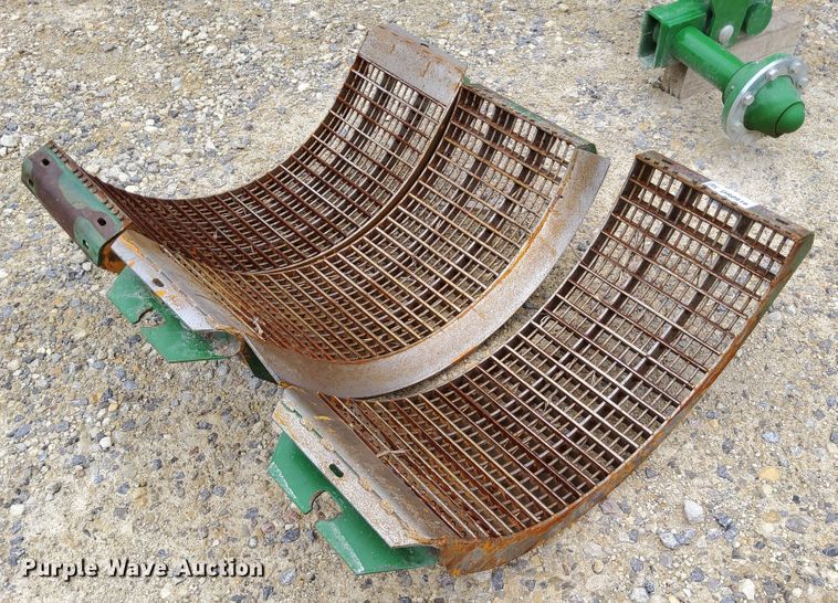image for item DR0916 John Deere  wire concaves