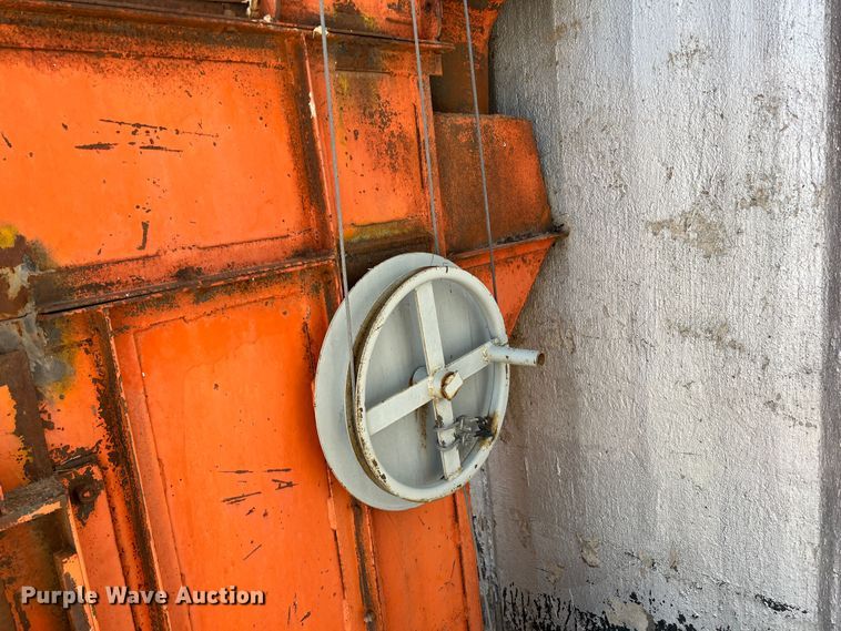 image for item DS8295 Zimmerman VT-3026  grain dryer