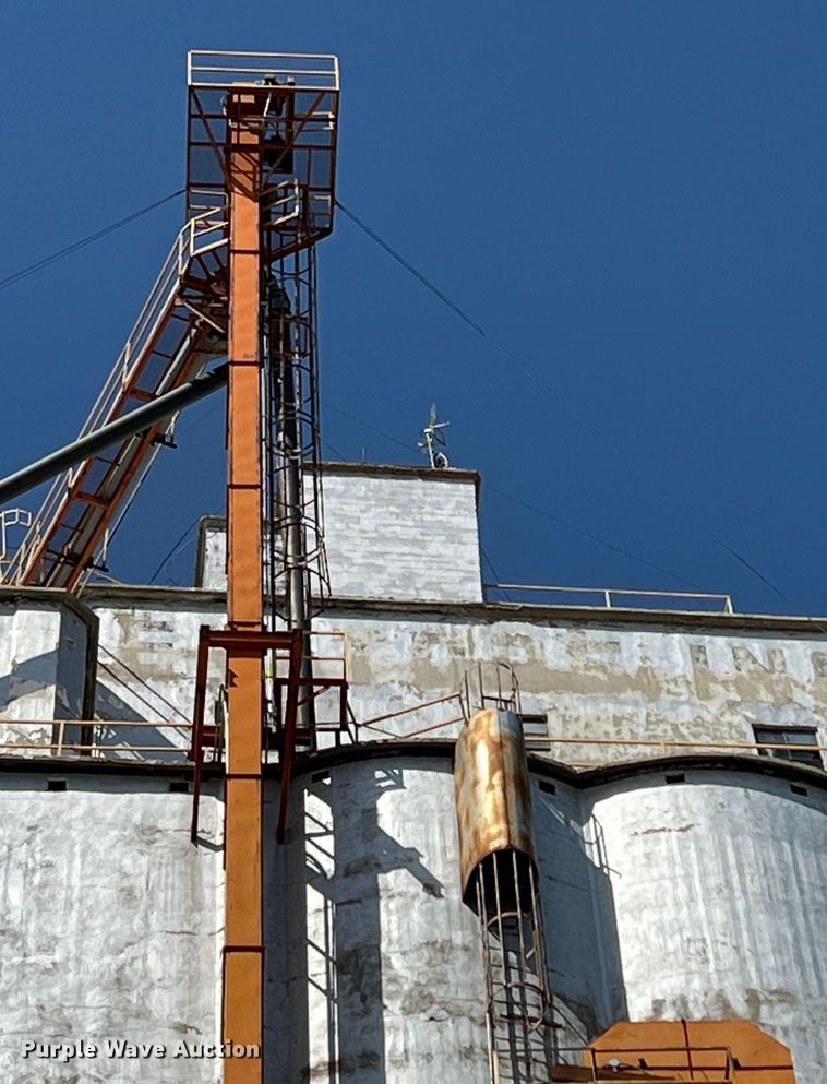 image for item DS8295 Zimmerman VT-3026  grain dryer