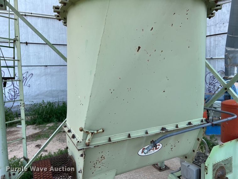 image for item DS8298 Dust collector