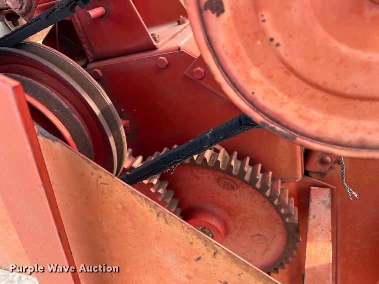 image for item DS8301 Gehl 65MX  bale processor