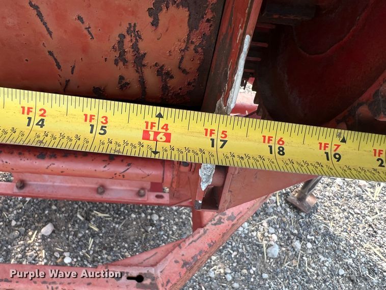 image for item DS8301 Gehl 65MX  bale processor