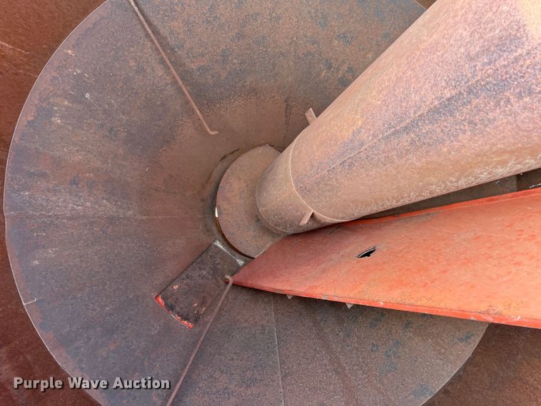 image for item DS8301 Gehl 65MX  bale processor