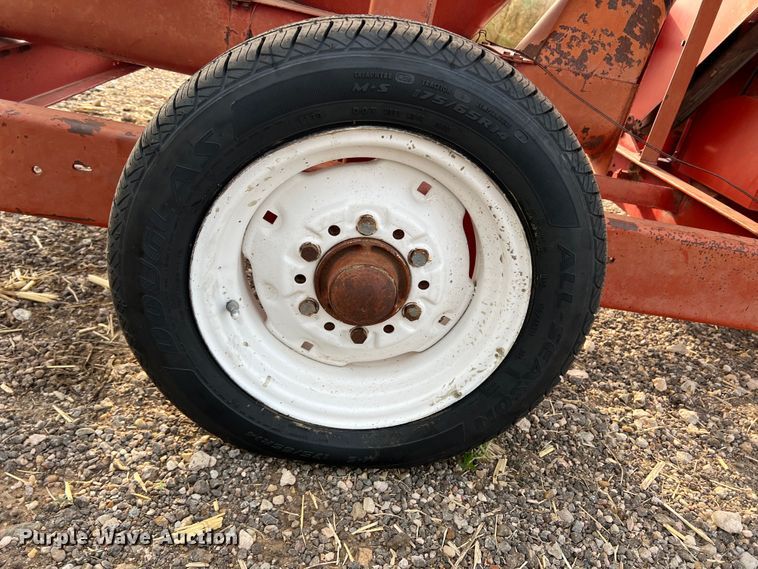 image for item DS8301 Gehl 65MX  bale processor