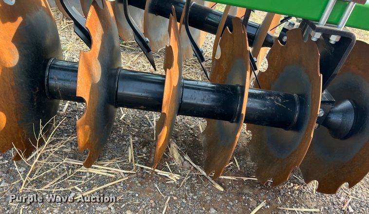 image for item DS8302 Industrias America R2428  disk