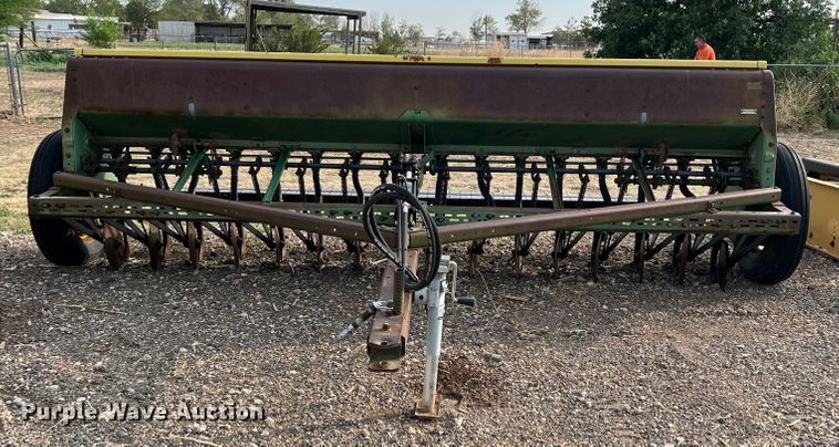 image for item DS8303 John Deere 8000  grain drill