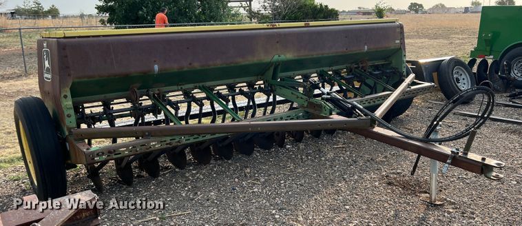 image for item DS8303 John Deere 8000  grain drill