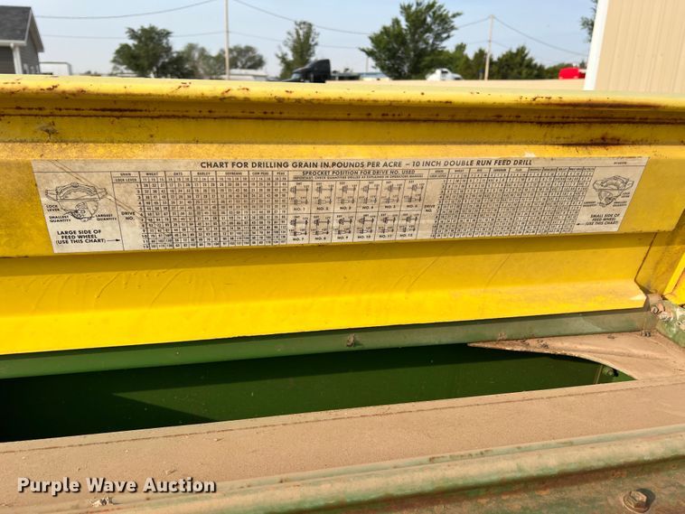 image for item DS8303 John Deere 8000  grain drill