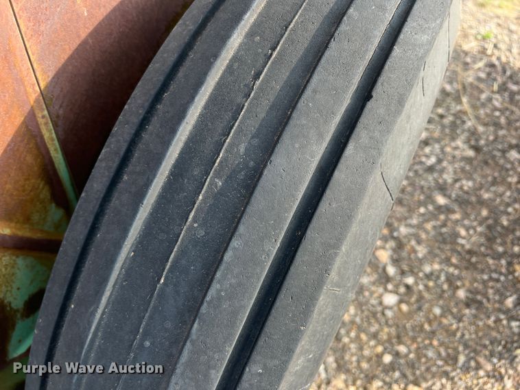 image for item DS8303 John Deere 8000  grain drill