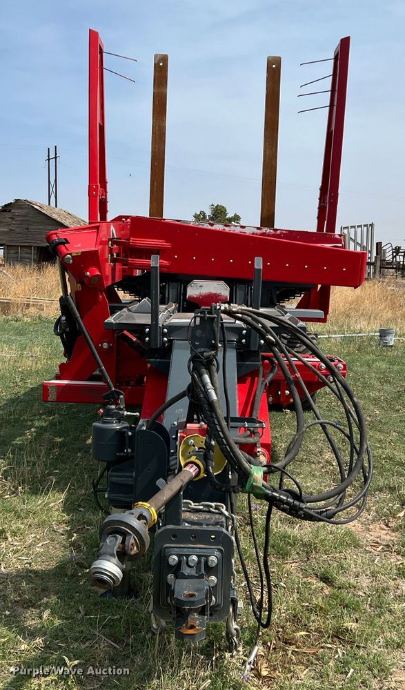 image for item DS8305 2020 Anderson StackPro 5400  bale stacker