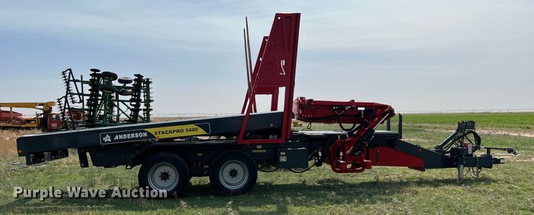 image for item DS8305 2020 Anderson StackPro 5400  bale stacker