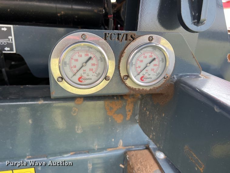 image for item DS8305 2020 Anderson StackPro 5400  bale stacker