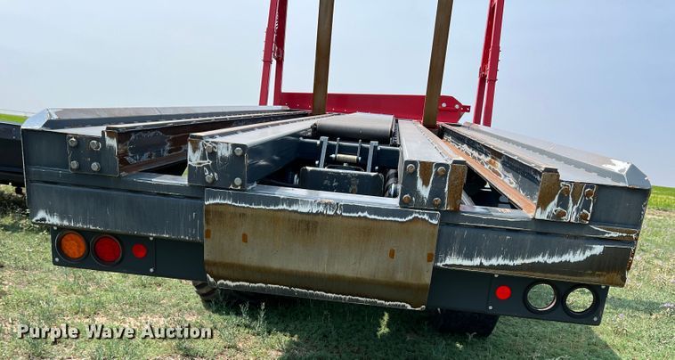 image for item DS8305 2020 Anderson StackPro 5400  bale stacker