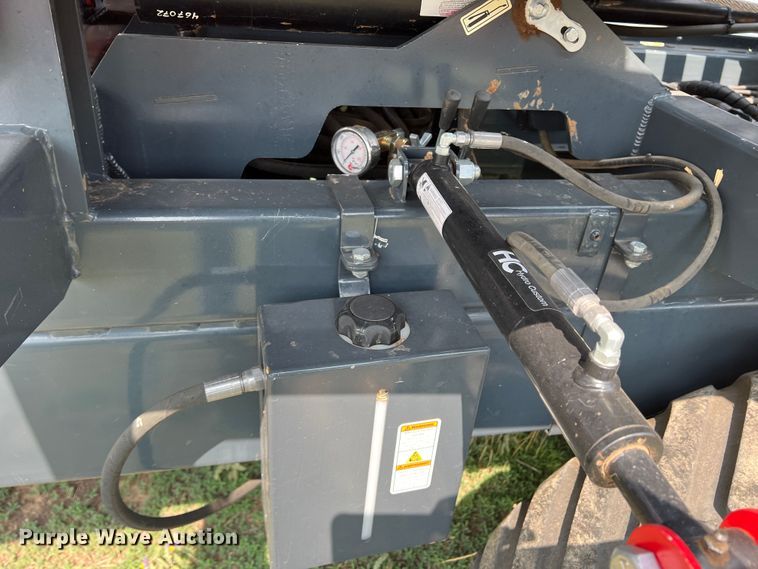 image for item DS8305 2020 Anderson StackPro 5400  bale stacker