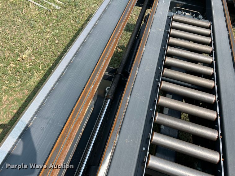 image for item DS8305 2020 Anderson StackPro 5400  bale stacker