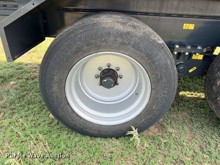 image for item DS8305 2020 Anderson StackPro 5400  bale stacker