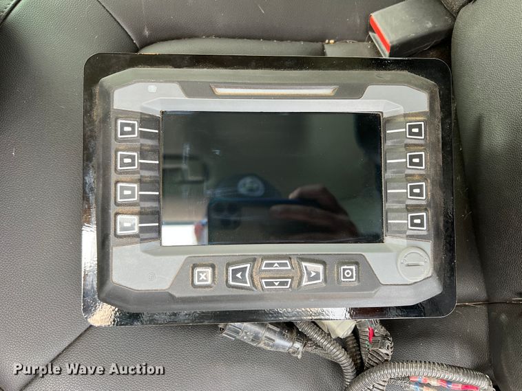 image for item DS8305 2020 Anderson StackPro 5400  bale stacker