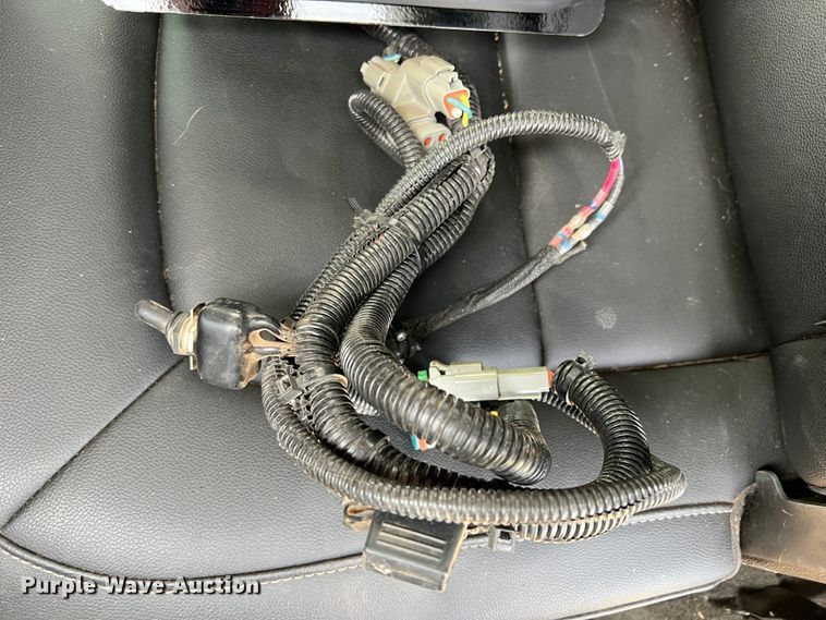 image for item DS8305 2020 Anderson StackPro 5400  bale stacker