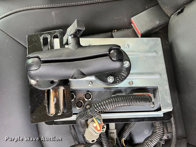 image for item DS8305 2020 Anderson StackPro 5400  bale stacker