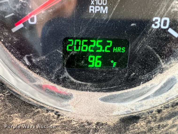 image for item DS8313 2012 Kenworth T800  semi truck