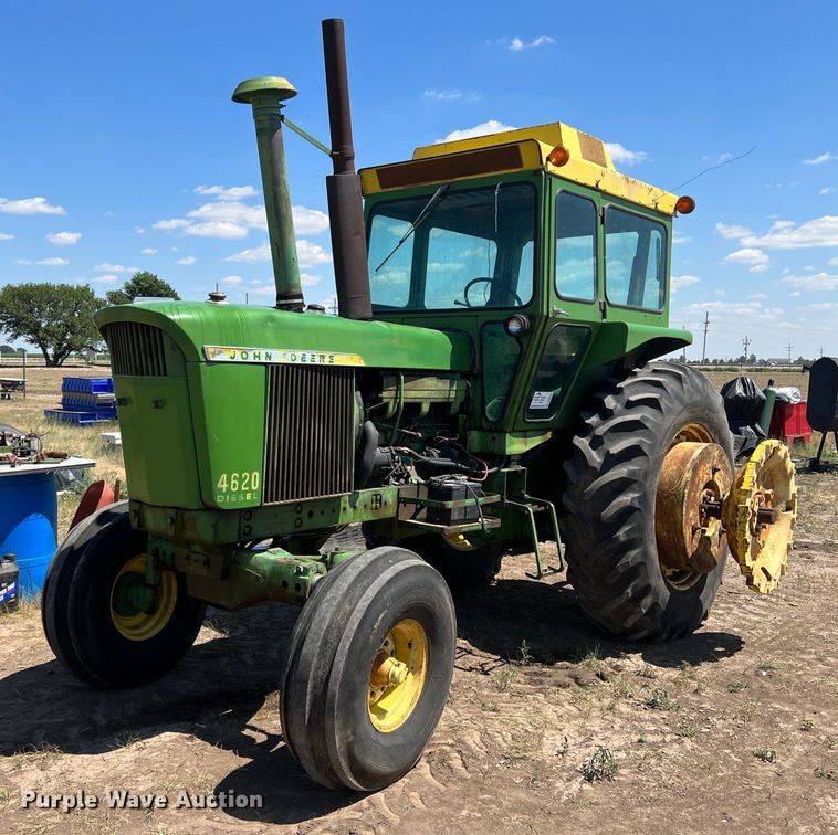 image for item DS8370 1971 John Deere 4620  tractor