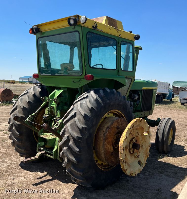 image for item DS8370 1971 John Deere 4620  tractor