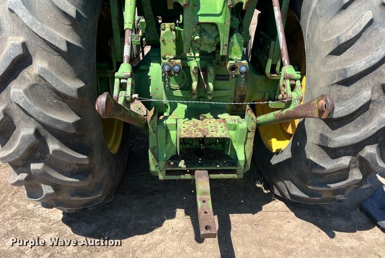 image for item DS8370 1971 John Deere 4620  tractor