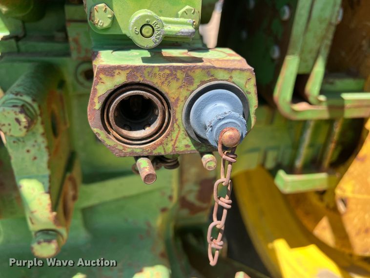 image for item DS8370 1971 John Deere 4620  tractor