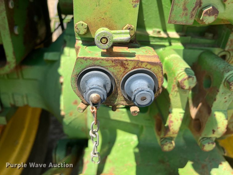 image for item DS8370 1971 John Deere 4620  tractor