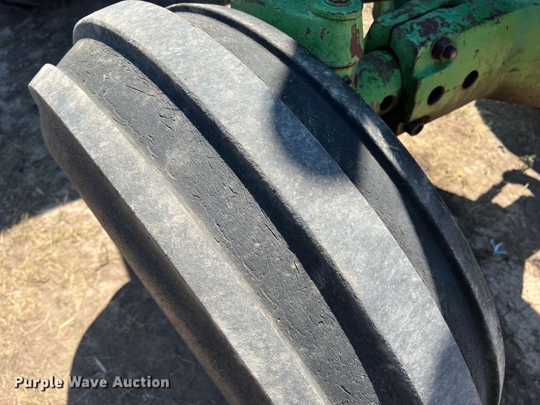 image for item DS8370 1971 John Deere 4620  tractor